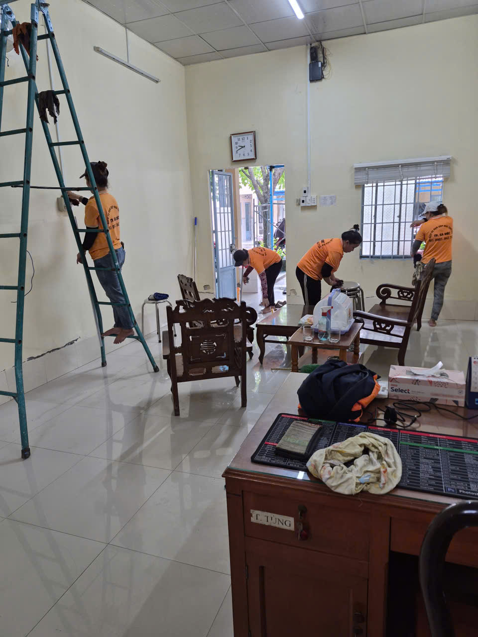 dịch vụ vệ sinh nhà sạch hương nguyễn 