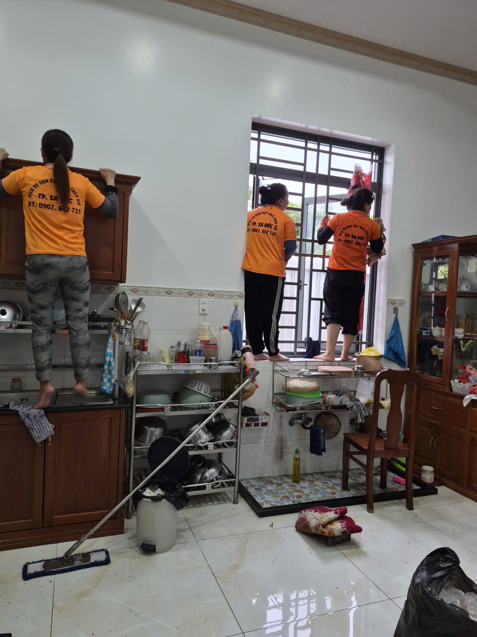 Vệ Sinh Nhà Sạch Hương Nguyễn Đồng Tháp